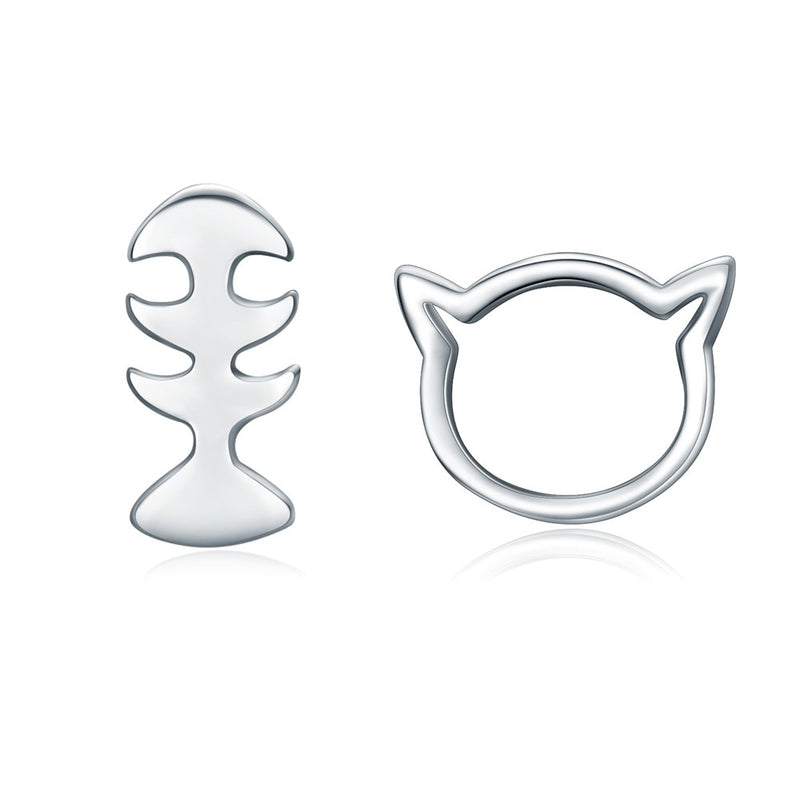 925 Sterling Silver Lovely Cat Stud Earrings FIE073