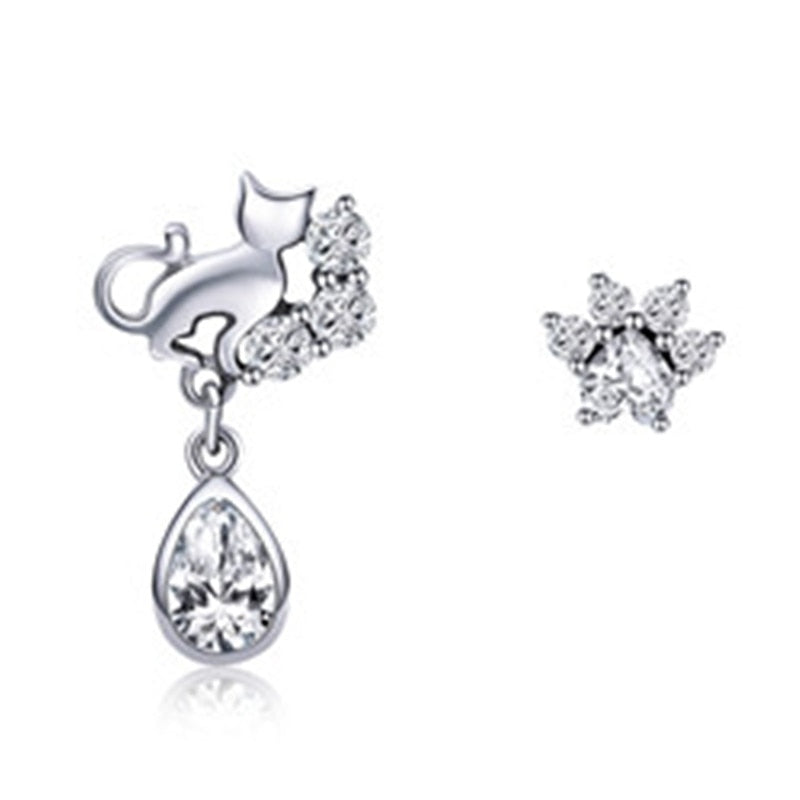 925 Sterling Silver Lovely Cat Stud Earrings FIE073