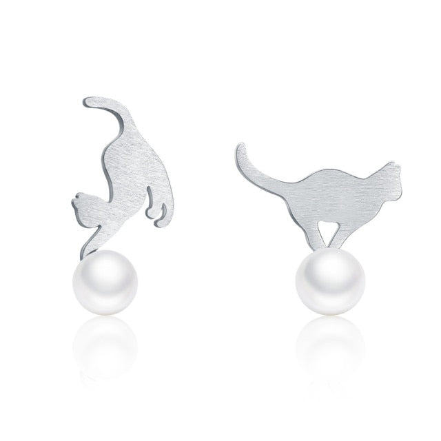 925 Sterling Silver Lovely Cat Stud Earrings FIE073